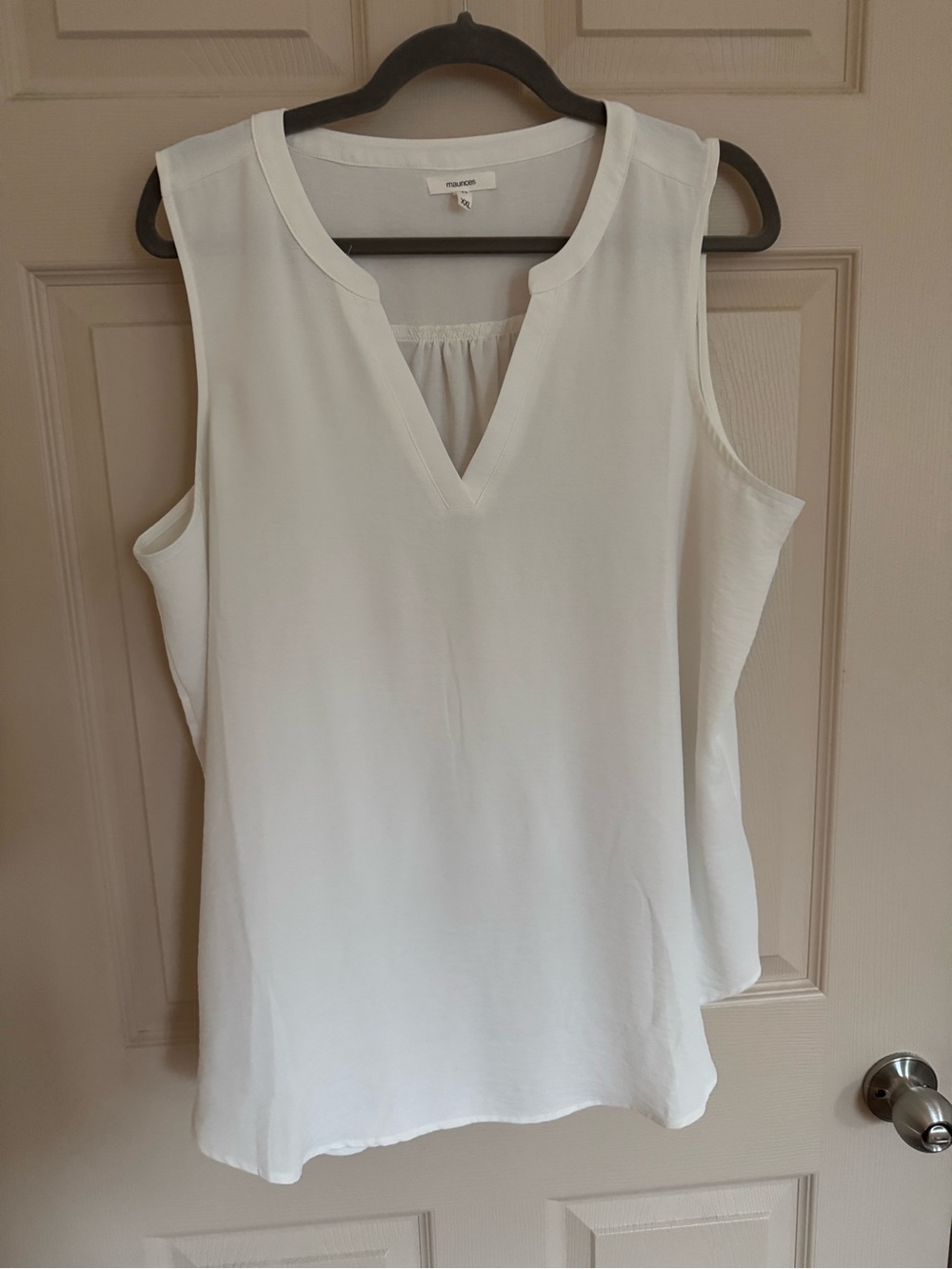 Maurices White V-Neck Sleeveless Blouse